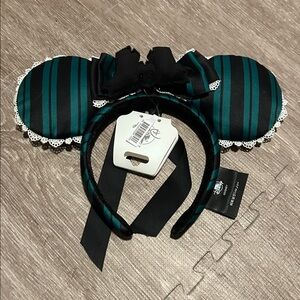 🎀 NWT Disney Parks Haunted Mansion Ghost Host Minnie Ears 🎀